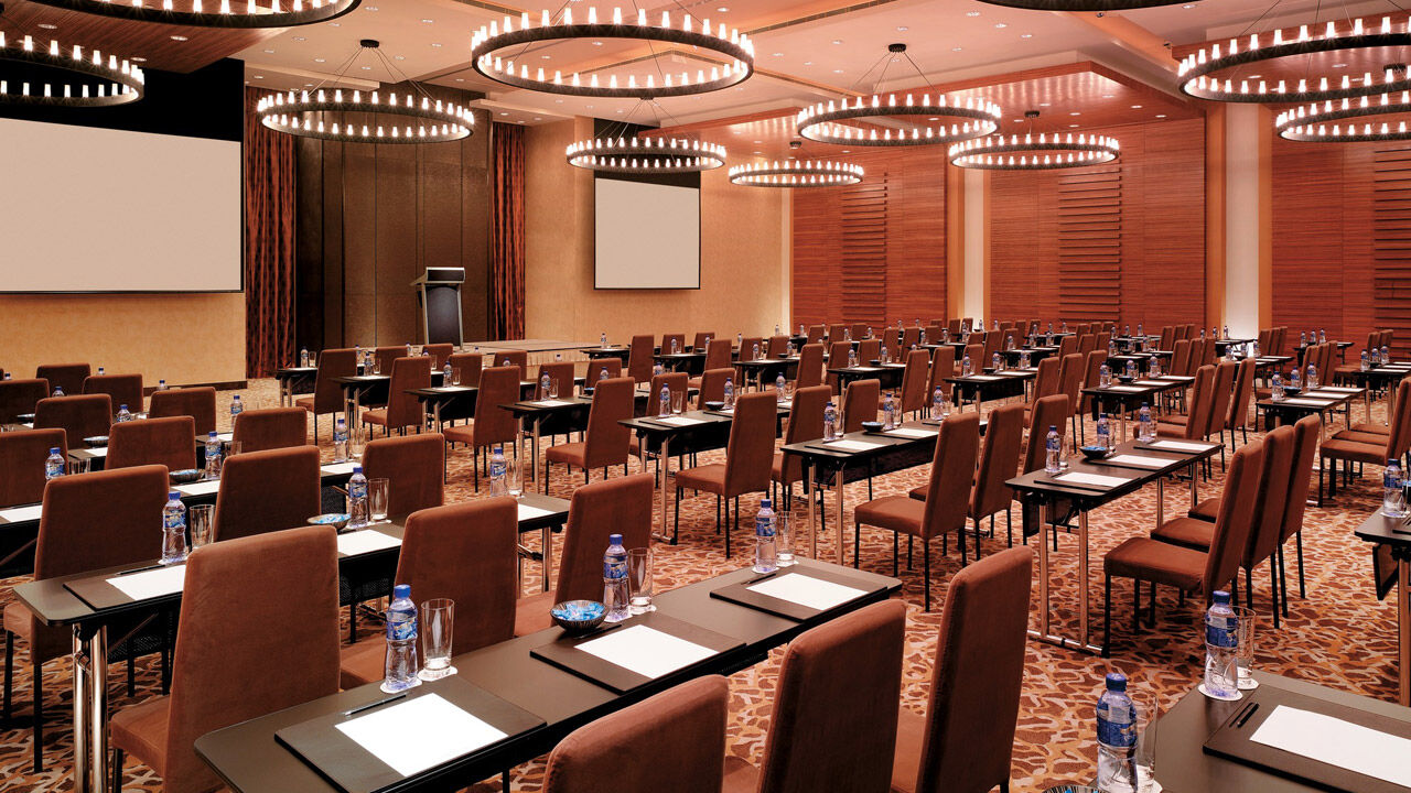 Hyatt Regency Hong Kong Tsim Sha Tsui Hotel Exterior photo The Grand Ballroom